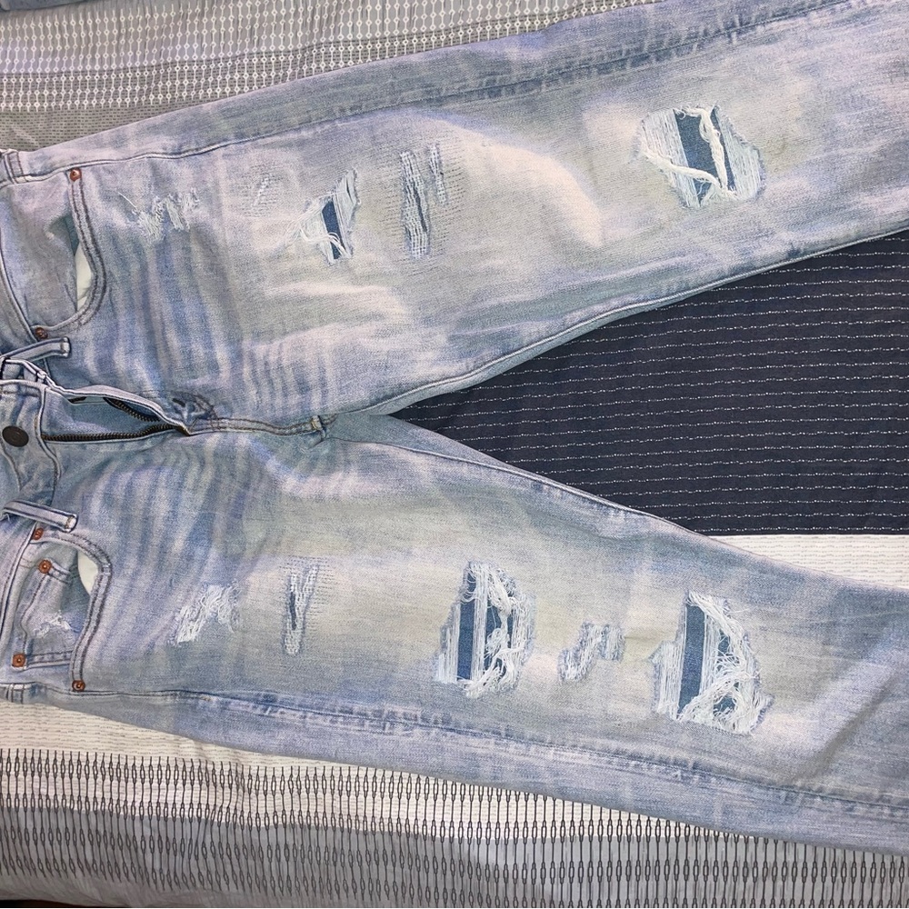 32 x 32 American Eagle Denim Ripped Jeans
